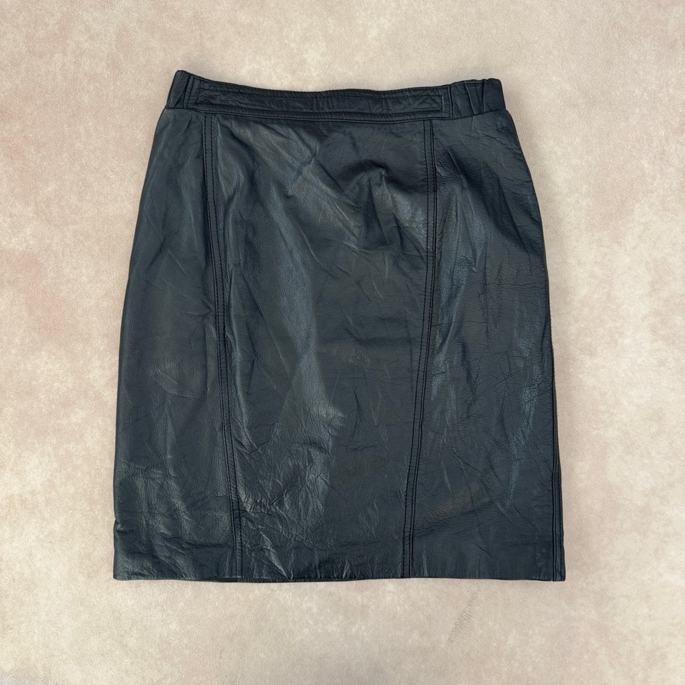 Brandon Thomas Leather Skirt • size 8P • Black Skirt